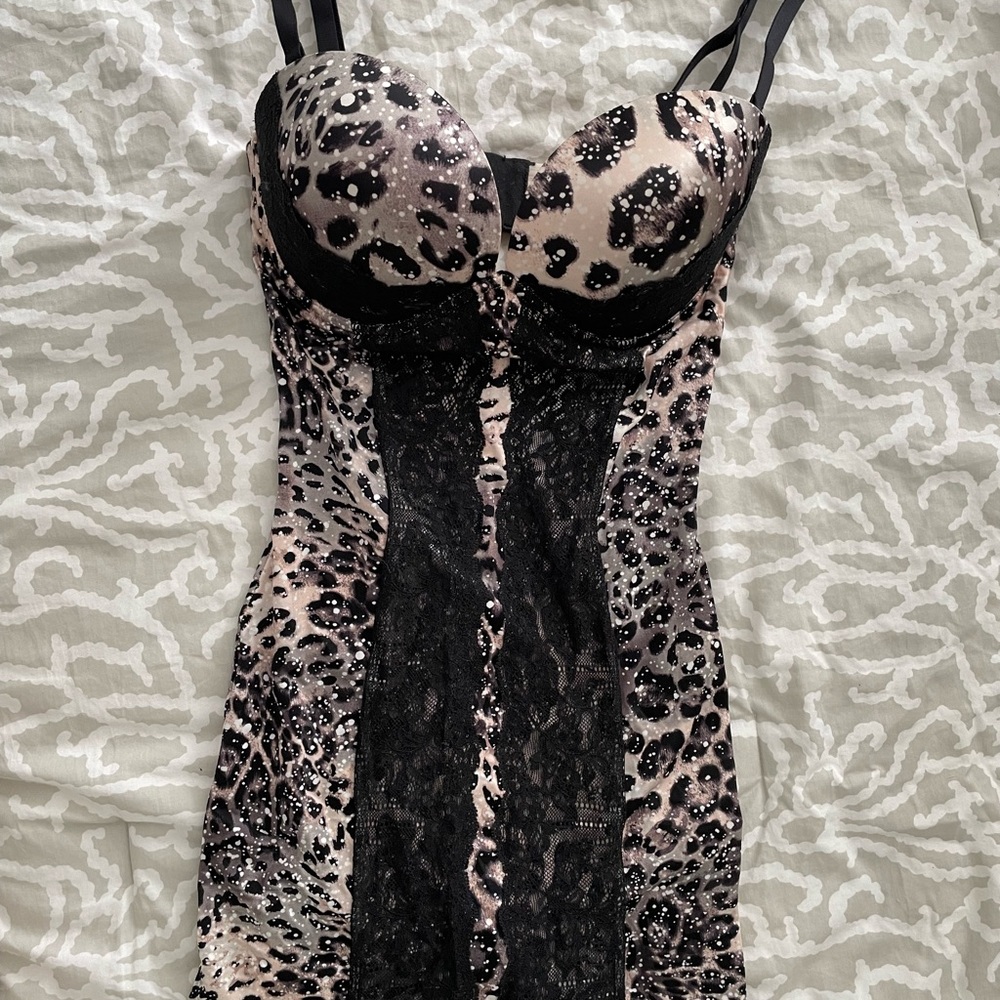 34D push up Victoria Secret Leopard-Print Lace Shape Wear